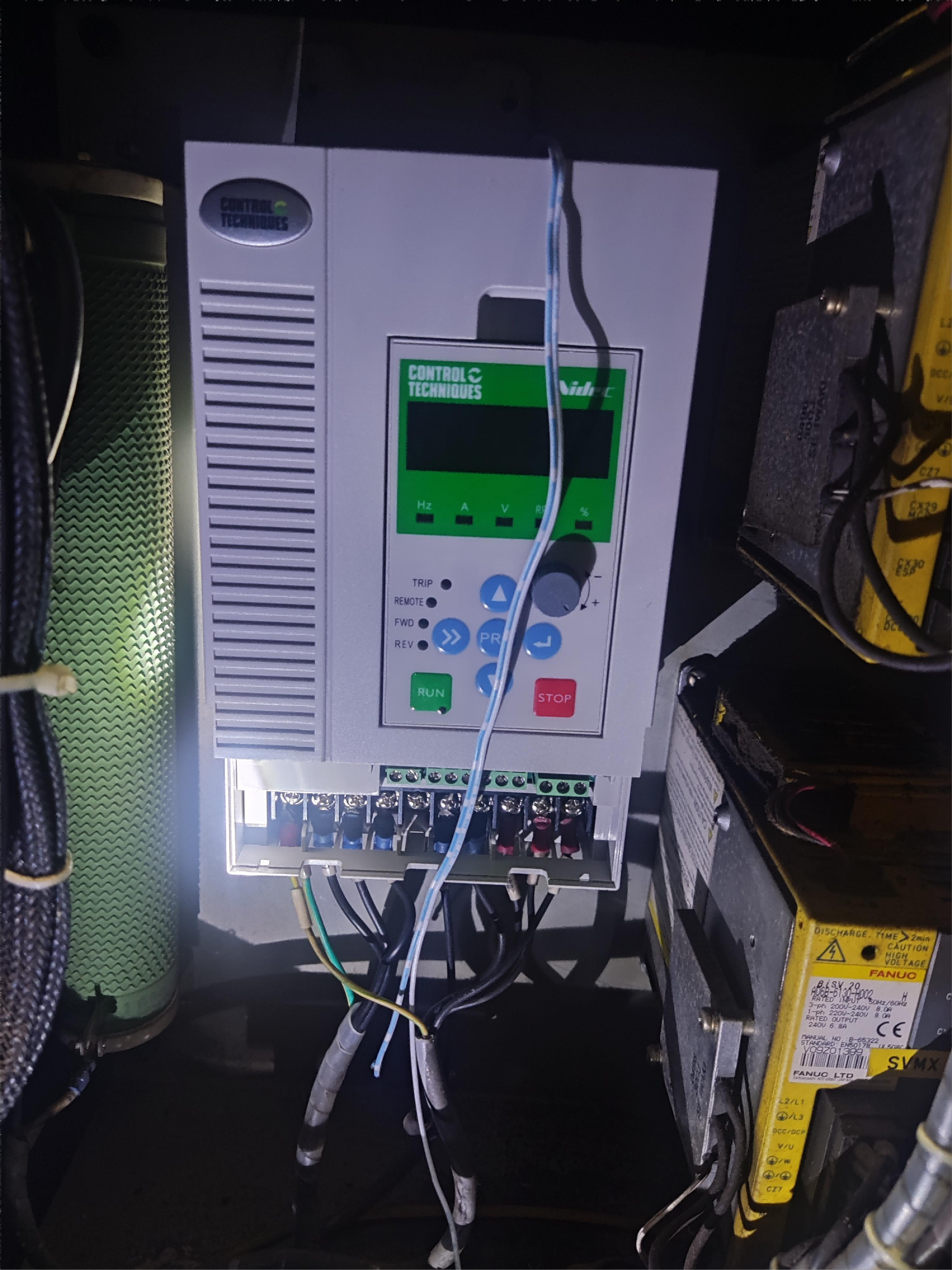 CT变频器数控磨床应用